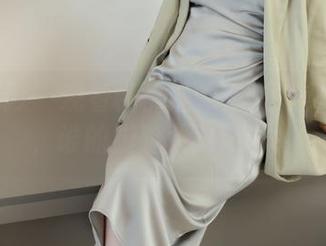绮梦摄影 – 观看桃桃疑似在进行美腿大赛，谁的脚趾头更靓丽！