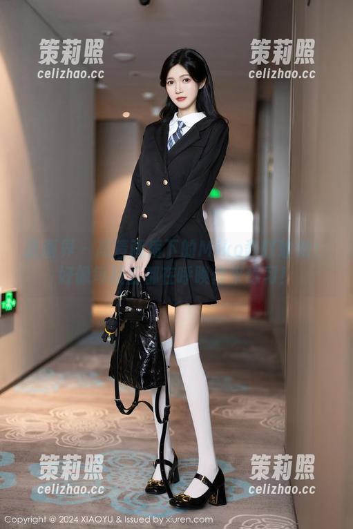 语画界 - 高清画质下的Miko酱吖瑜伽：好像每根筋都在呼唤你来练习！