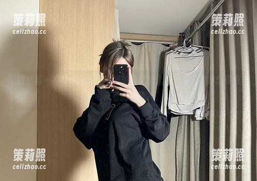 微密圈 - 在线探险醇子小姨的裤里丝合集，莫名有种想要点开看的冲动。