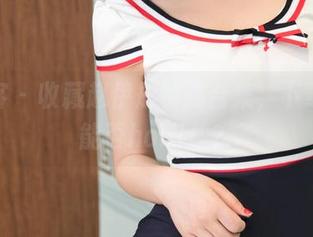 青豆客 – 收藏赵伊彤制服合集，下载之后能否hold住？