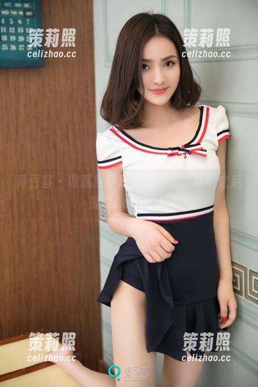 青豆客 - 收藏赵伊彤制服合集，下载之后能否hold住？