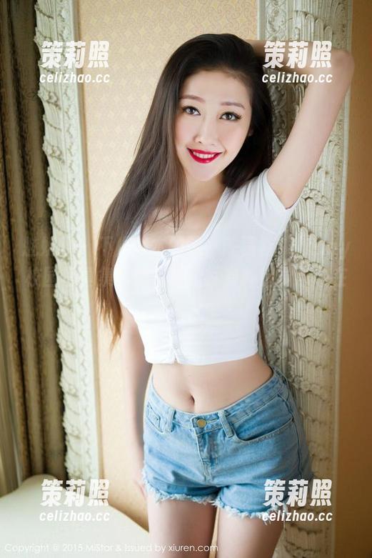 魅妍社 - 不止书本的味，陈嘉嘉Tiffany校园写真集精选，走走就有种错觉自己在上课……