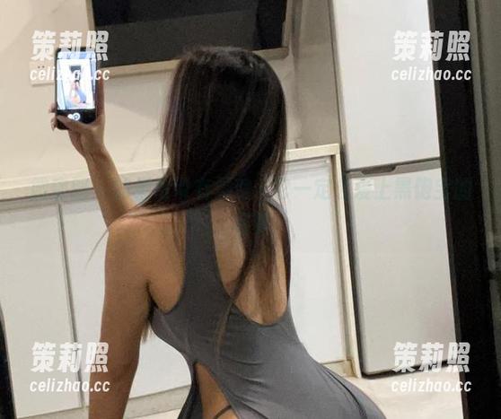 微密圈 - 如果吊带有灵魂，它一定会爱上黑饱宝的写真
